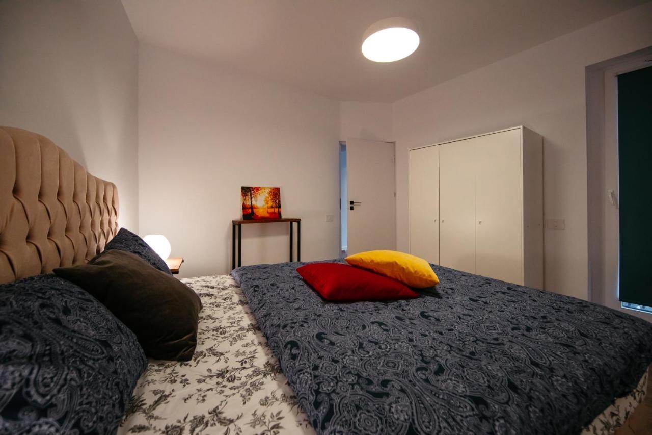 Mountain Retreat Apartment Sinaia Luaran gambar