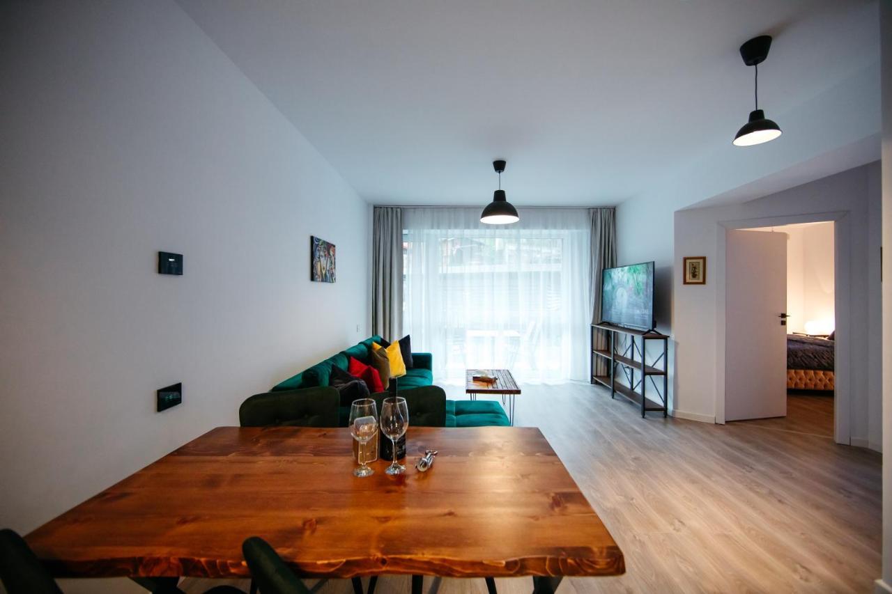 Mountain Retreat Apartment Sinaia Luaran gambar